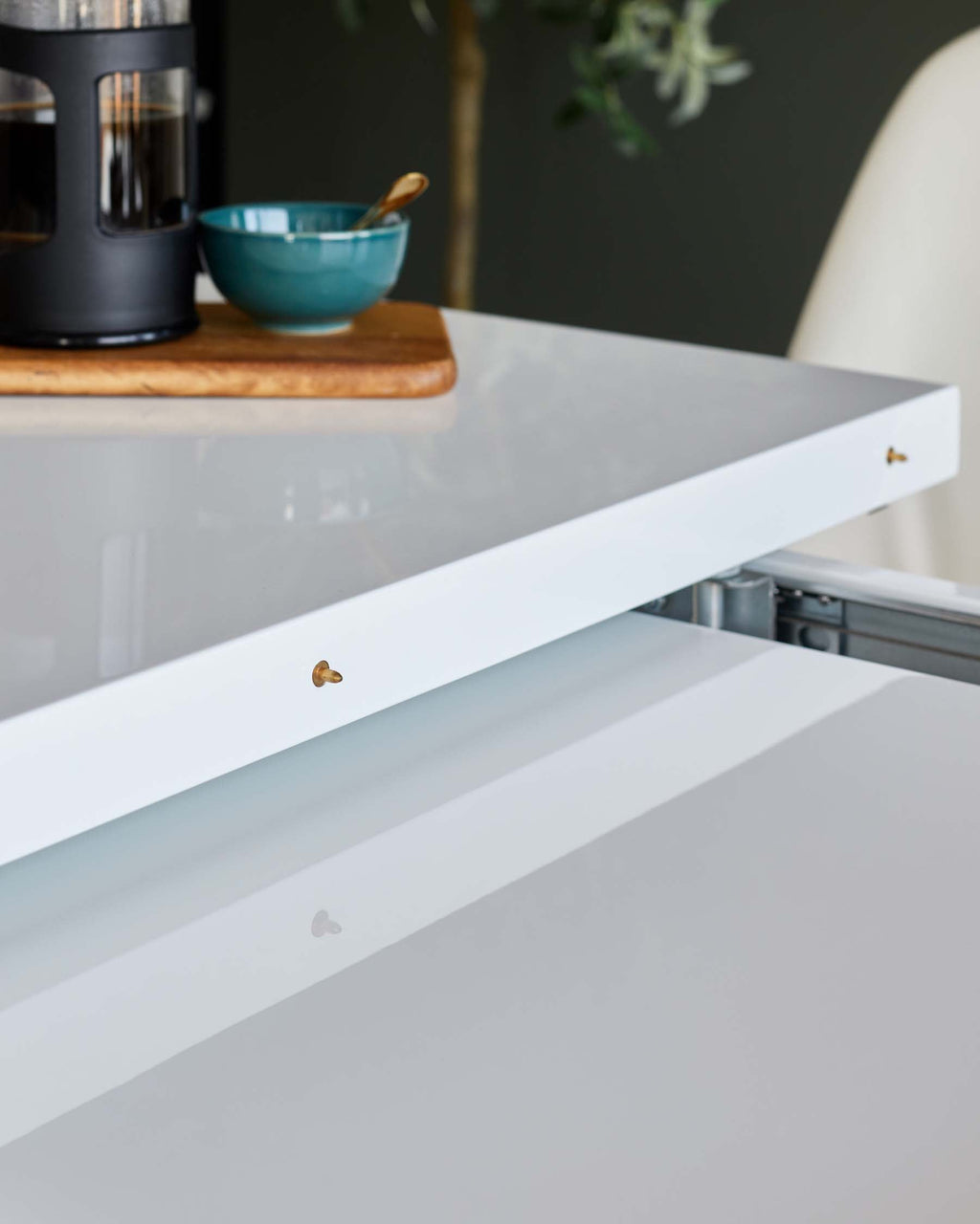 Table de salle à manger extensible Sanza blanche brillante, 6 à 10 places