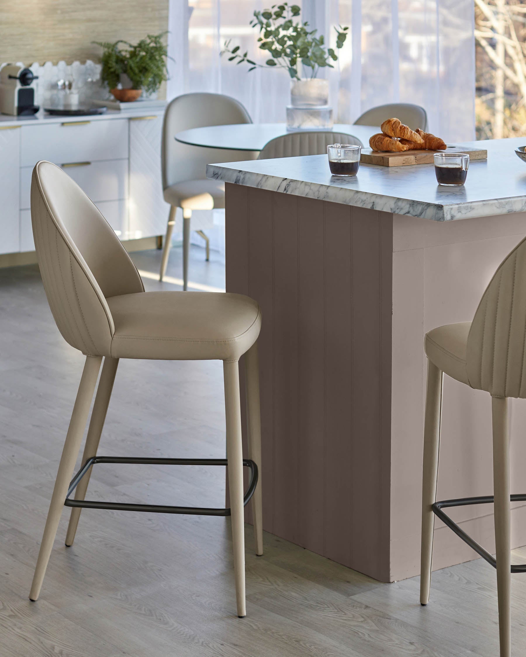 Tabouret de bar Saylor en similicuir naturel