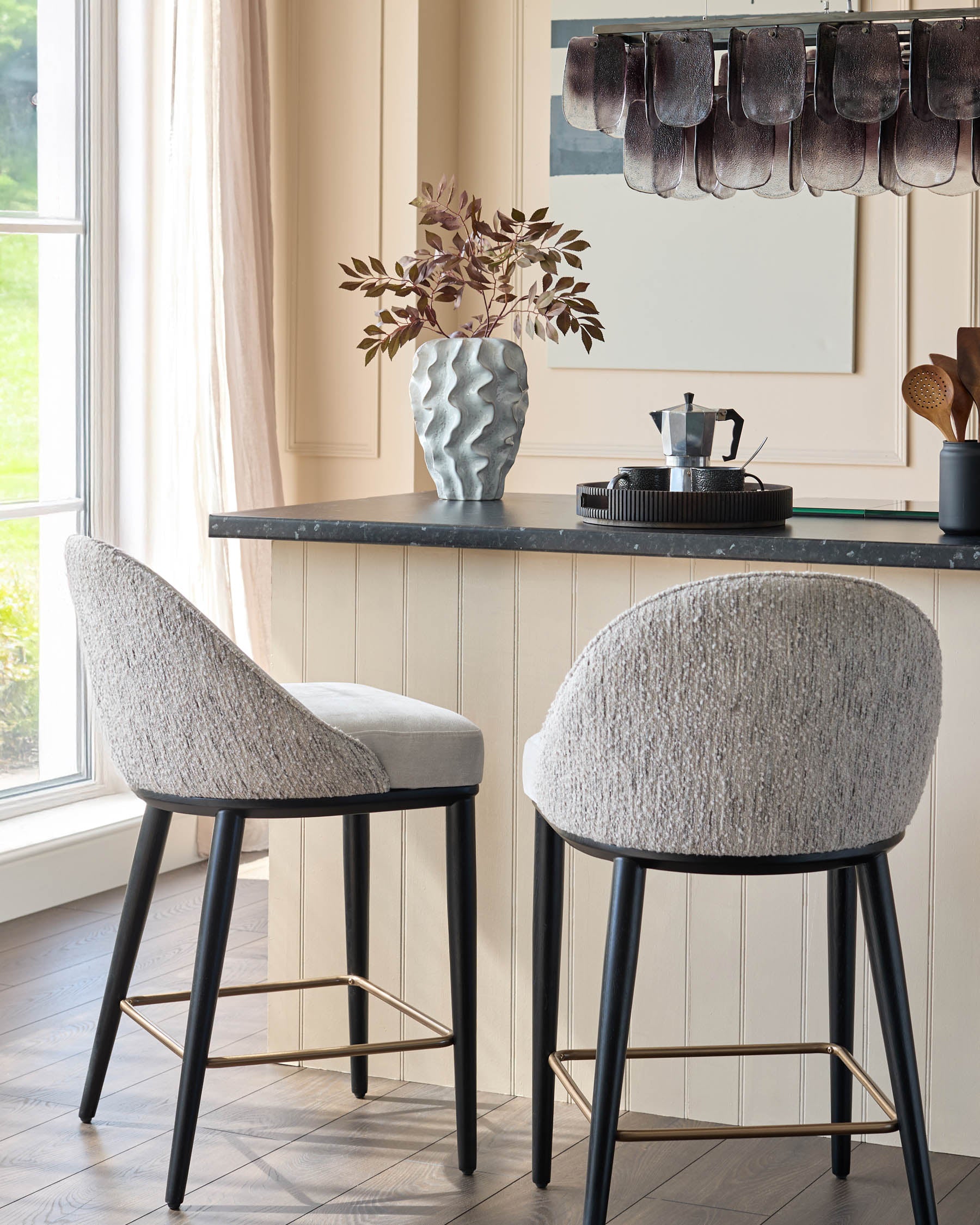 Tabouret de bar Scarlett en bouclette crème et chenille gris naturel