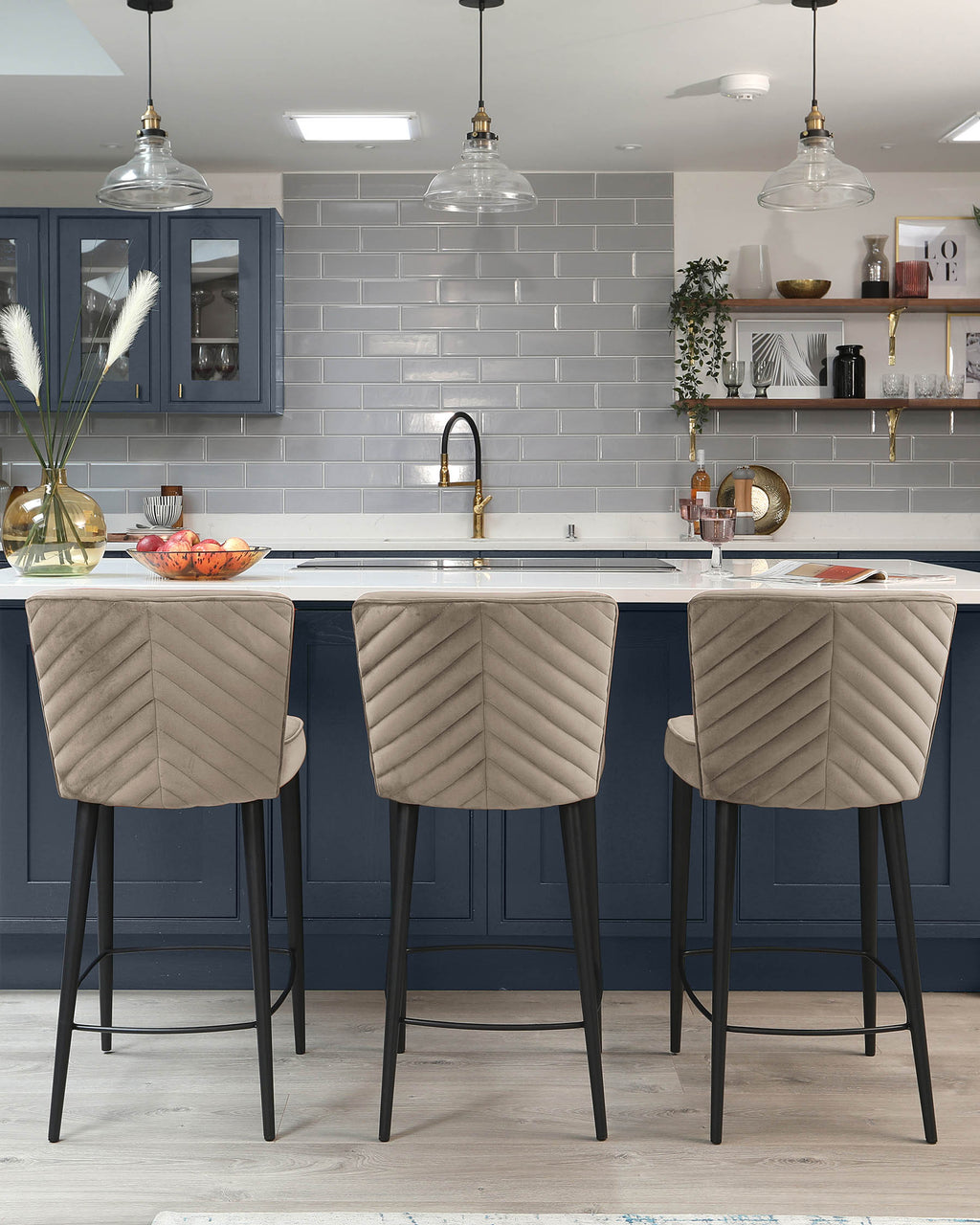 Tabouret de bar Serena en velours champagne