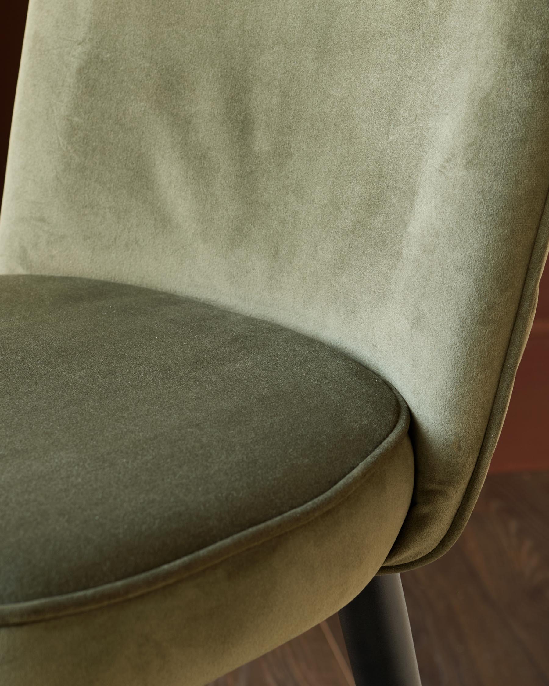 Tabouret de bar Serena en velours vert olive