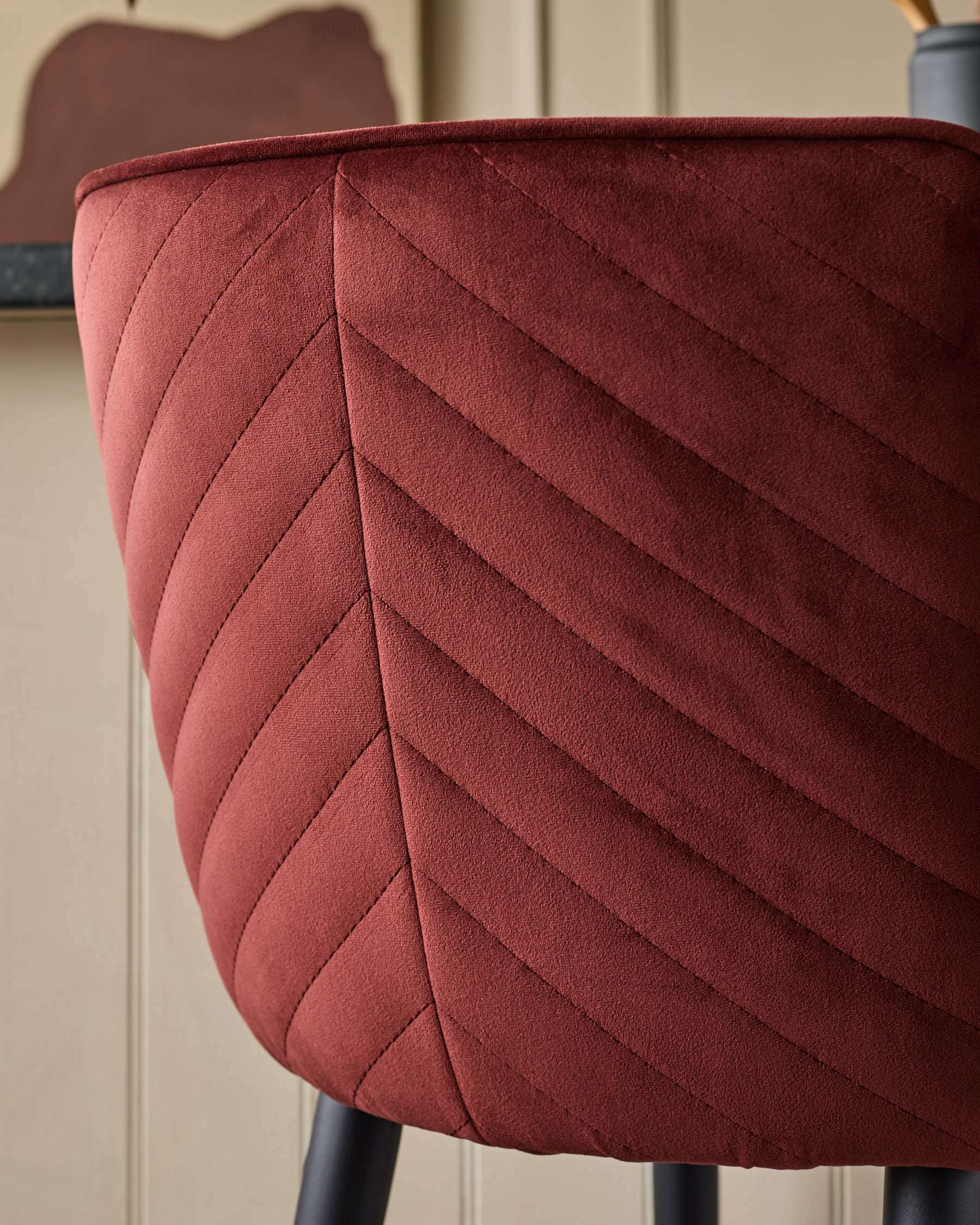 Tabouret de bar Serena en velours rouge caramel