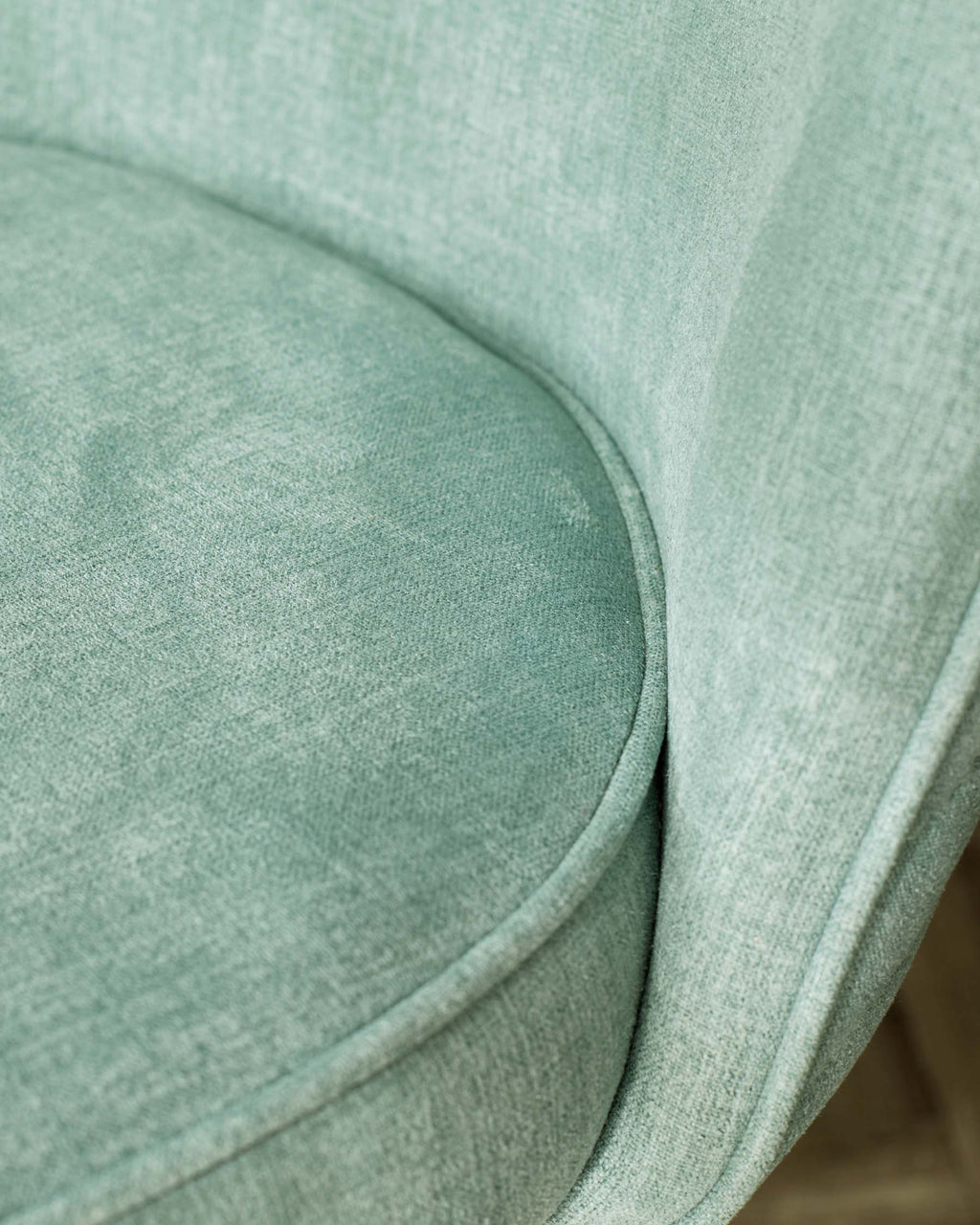 Chaise de salle à manger Serena en chenille vert sauge