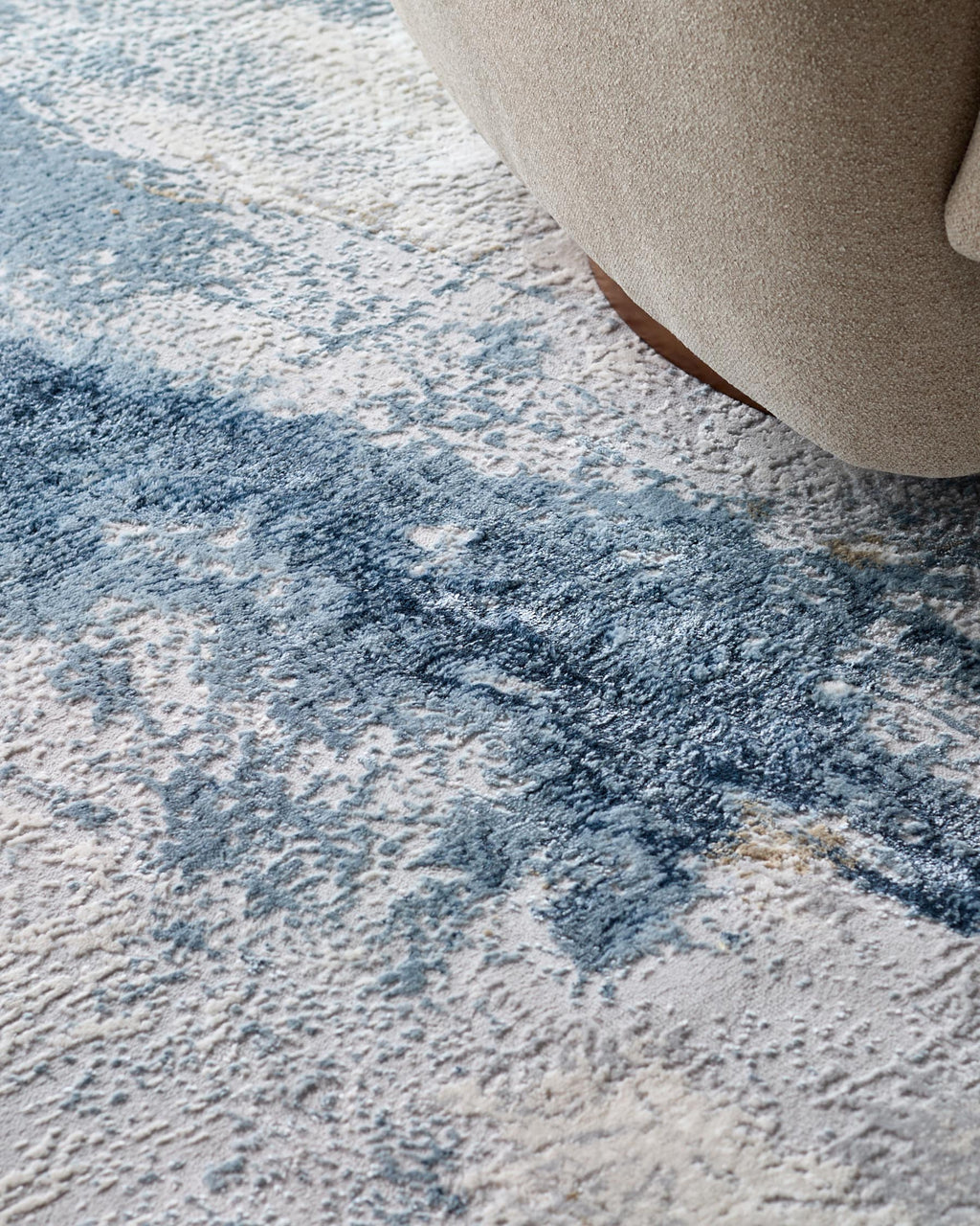 Petit tapis texturé bleu-gris de Sienne