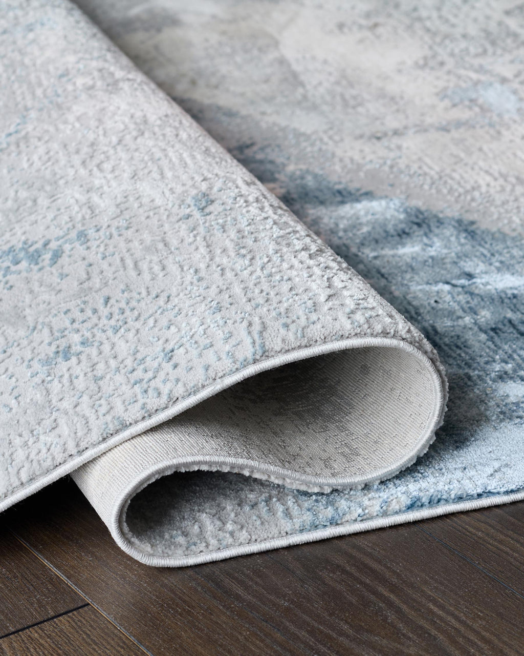 Tapis texturé bleu-gris de Sienne, de taille moyenne