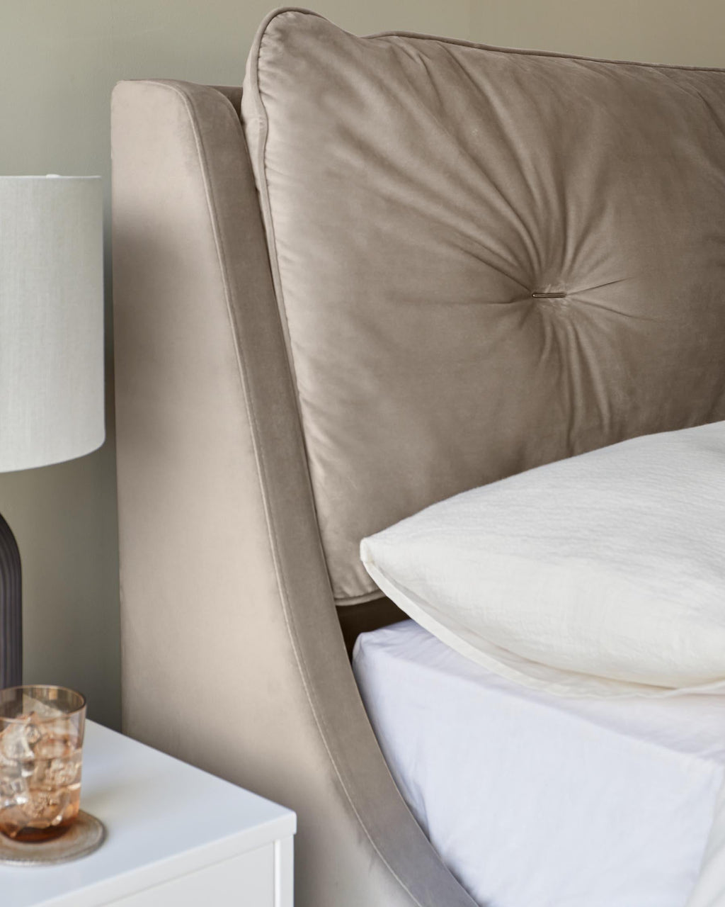 Lit coffre Siesta en velours champagne super king size avec coffre