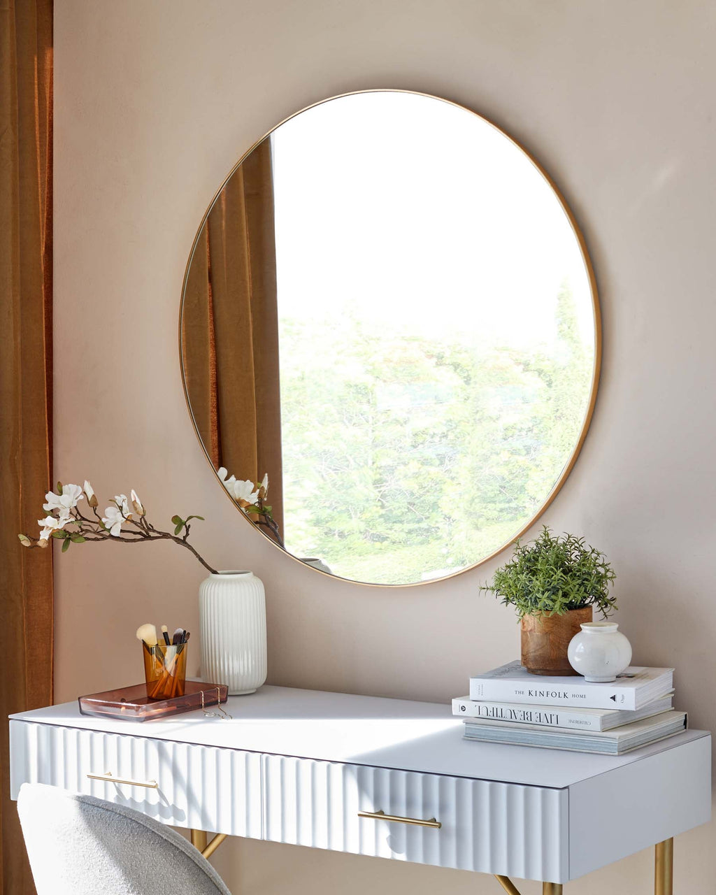 Miroir mural rond Tait grand format doré