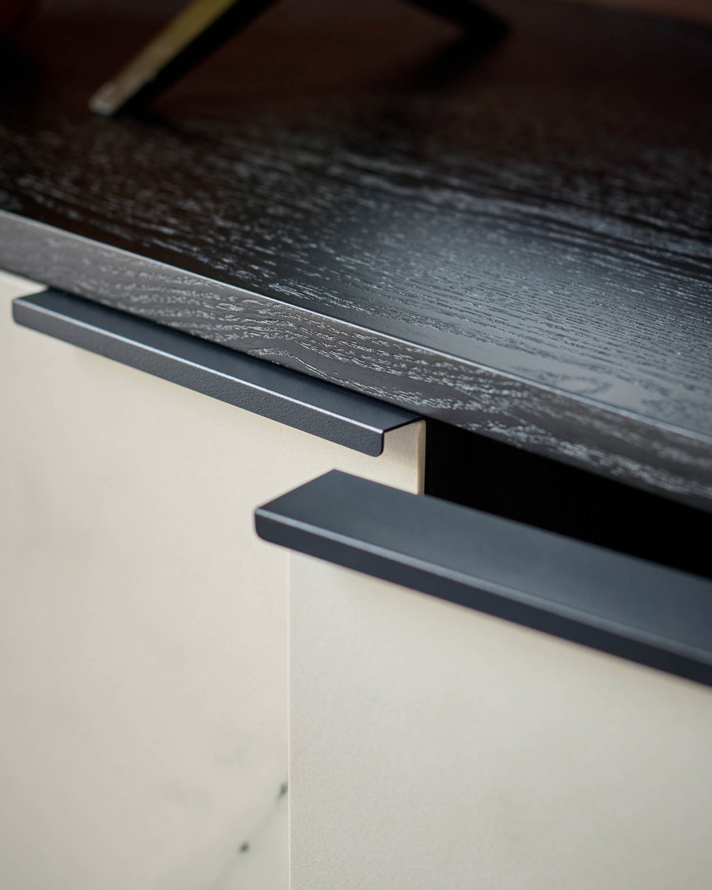 Meuble TV en céramique naturelle Winslow