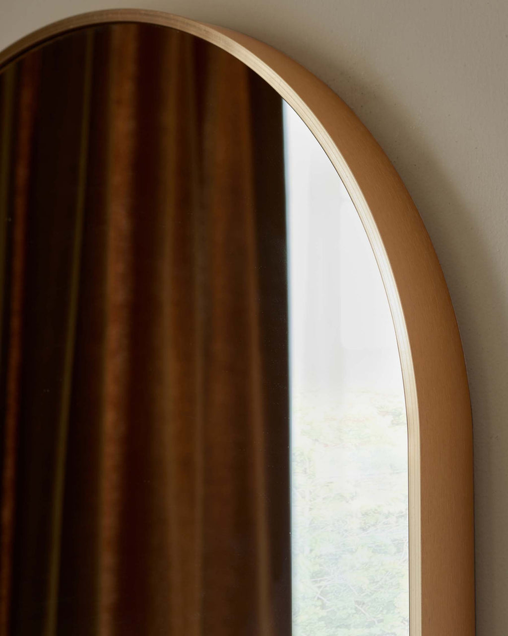 Miroir mural Yannis grand format, couleur or clair