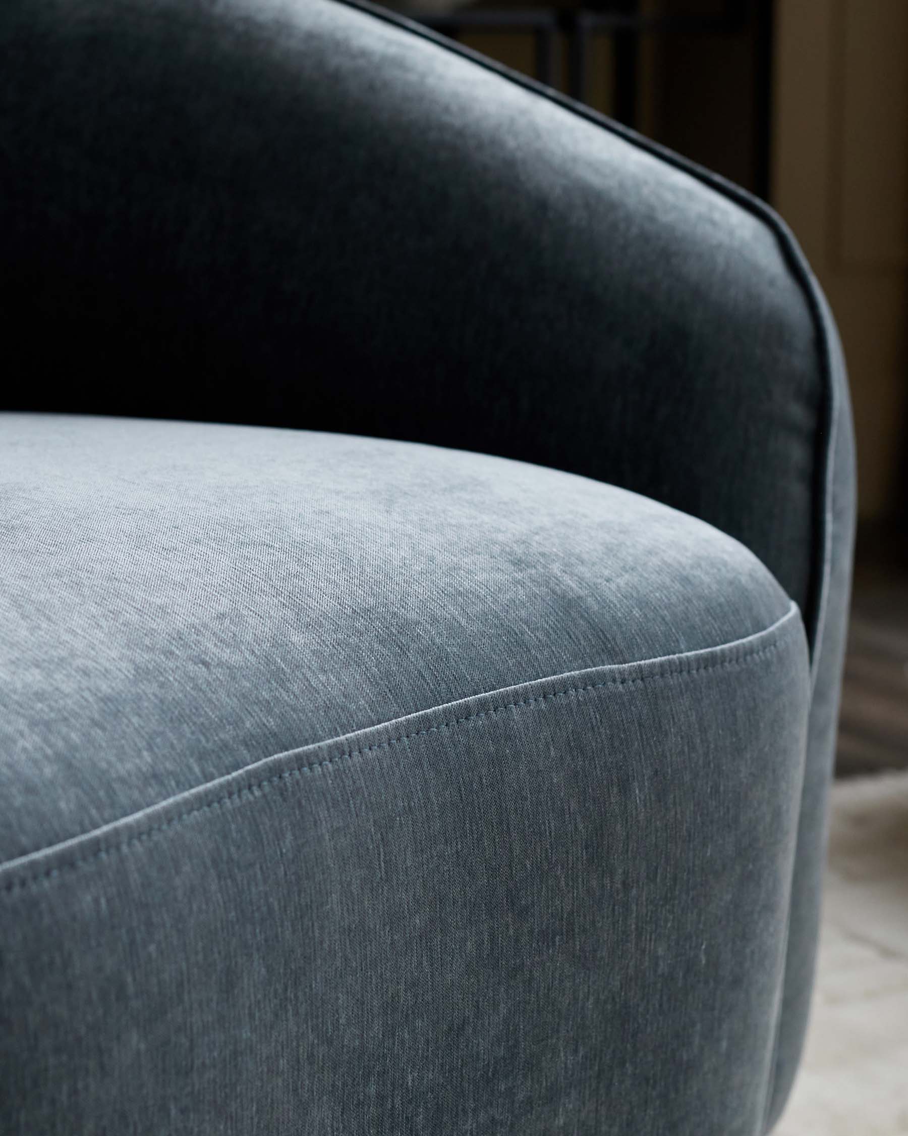 Fauteuil Zoey en tissu bleu-gris