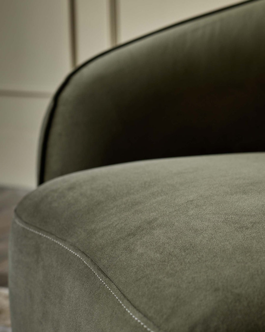 Canapé 2 places Zoey en velours vert olive